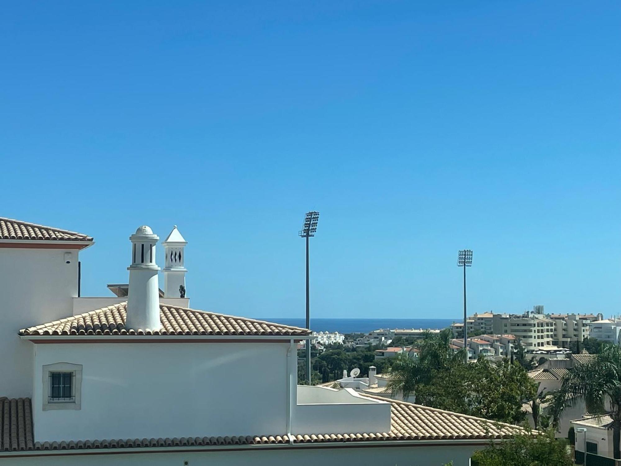 Maison Familiale Avec Terrasse, Bbq Αλμπουφέιρα Εξωτερικό φωτογραφία
