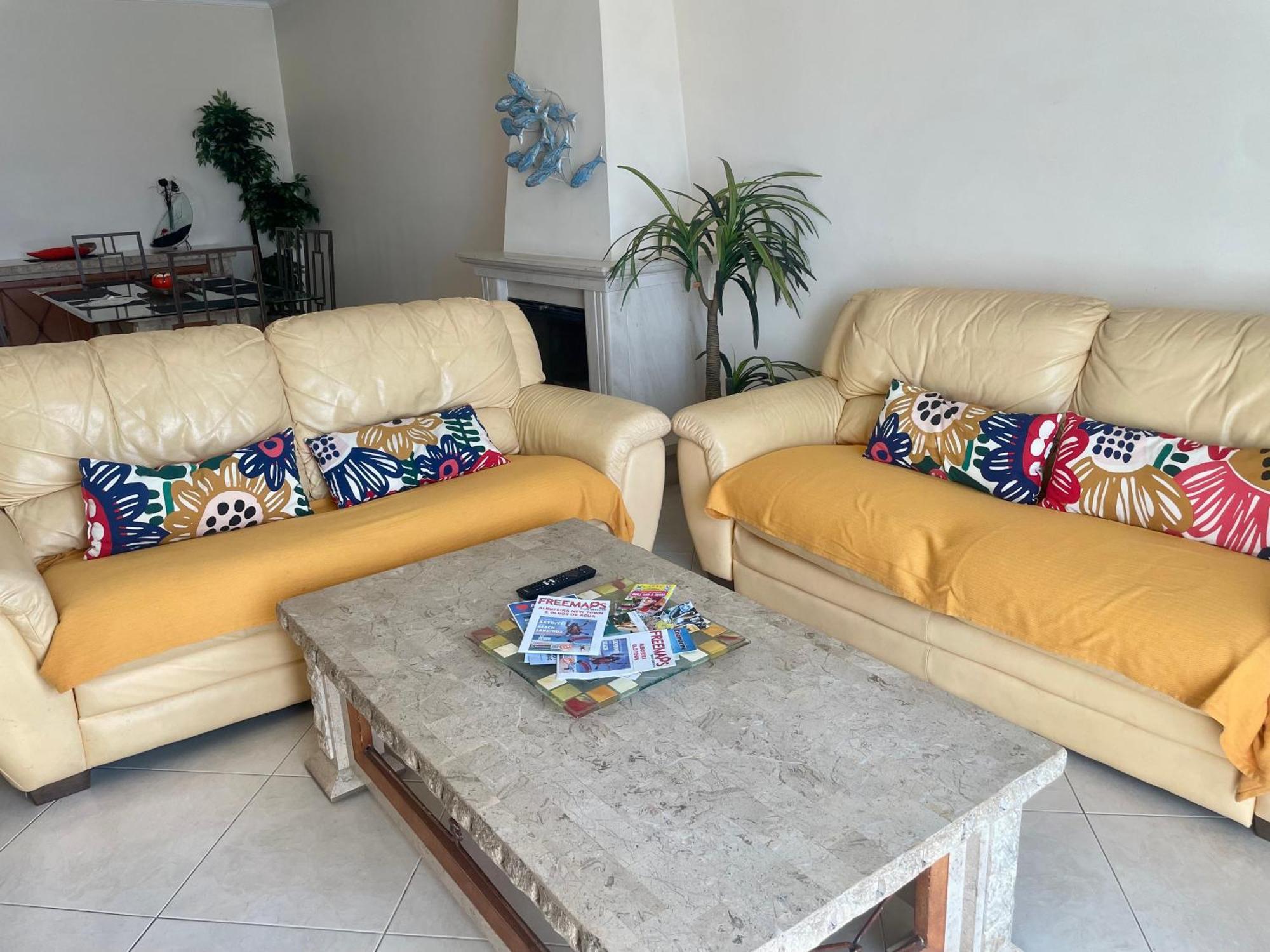 Maison Familiale Avec Terrasse, Bbq Αλμπουφέιρα Εξωτερικό φωτογραφία