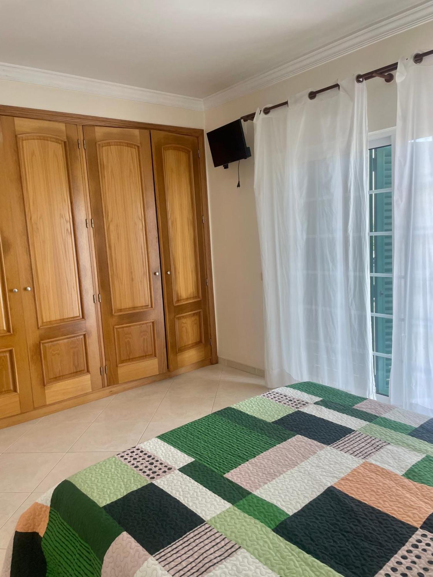 Maison Familiale Avec Terrasse, Bbq Αλμπουφέιρα Εξωτερικό φωτογραφία